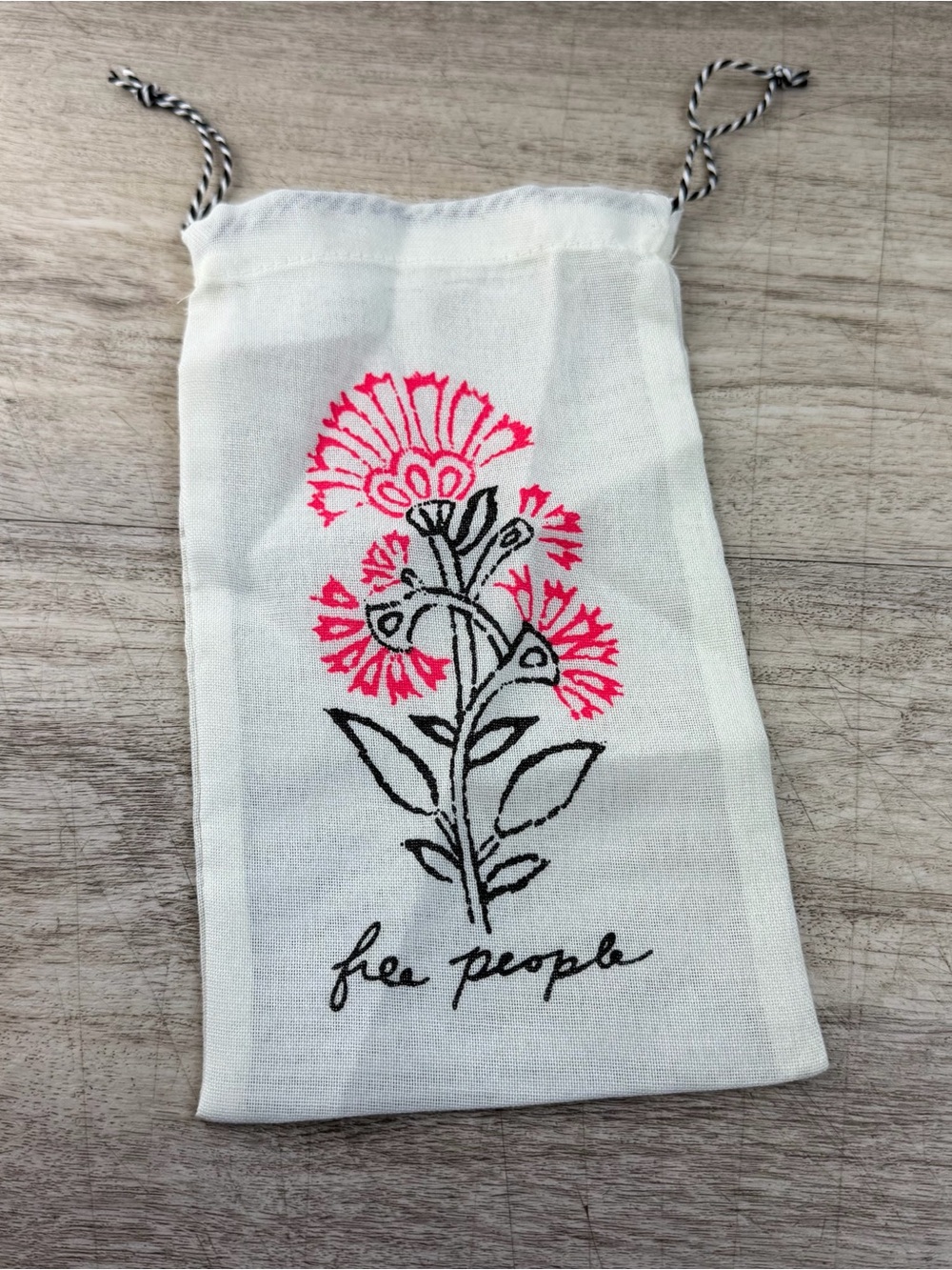FREE PEOPLE Small 8" Drawstring Sheer Gauzy Pink Floral Fabric Gift Jewelry Bag